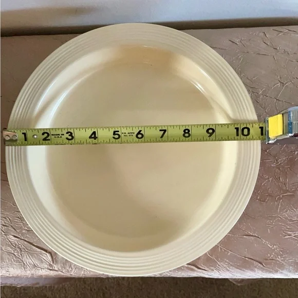 Vintage Fiesta Relish Tray EXCELLENT condition. Circa 1945. All original colors. - Picture 7 of 12